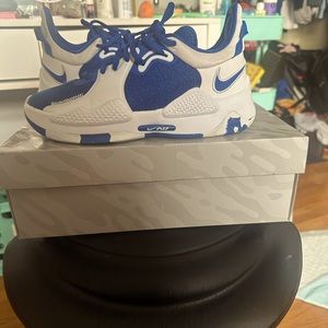 Womens Paul George 5 Basketball Sneakers